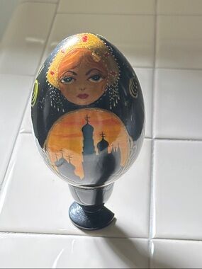 Vintage Hand-Painted Russian Nesting Doll Egg Figurine Lacquer on a stand